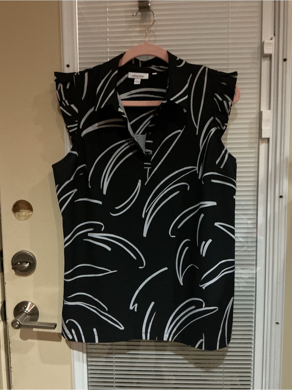 Chico's Black Sleeveless Collared Top with White Abstract Swirl Print